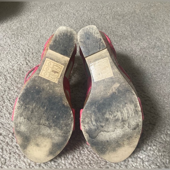 Bebe Pink/Coral/Salmon Platform Wedge Sandals Size 8 Croc Embossed Strappy Heels - Picture 14 of 14